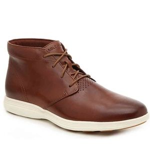 New brown Cole Haan Chukka boots